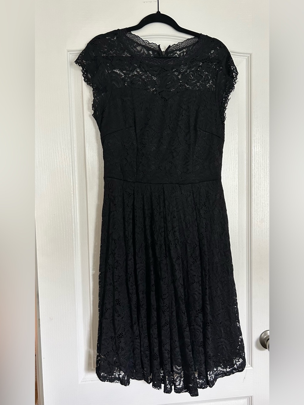 Classic Black Lace Midi Dress with Cap Sleeves